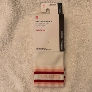 lululemon athletica Daily Essentials Crew Socks - White and Red
